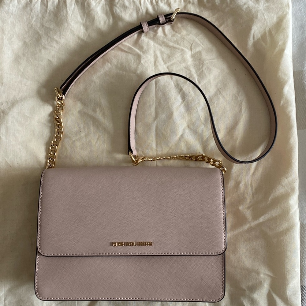 Michael Kors Daniela Large Saffiano Leather Crossbody Bag.